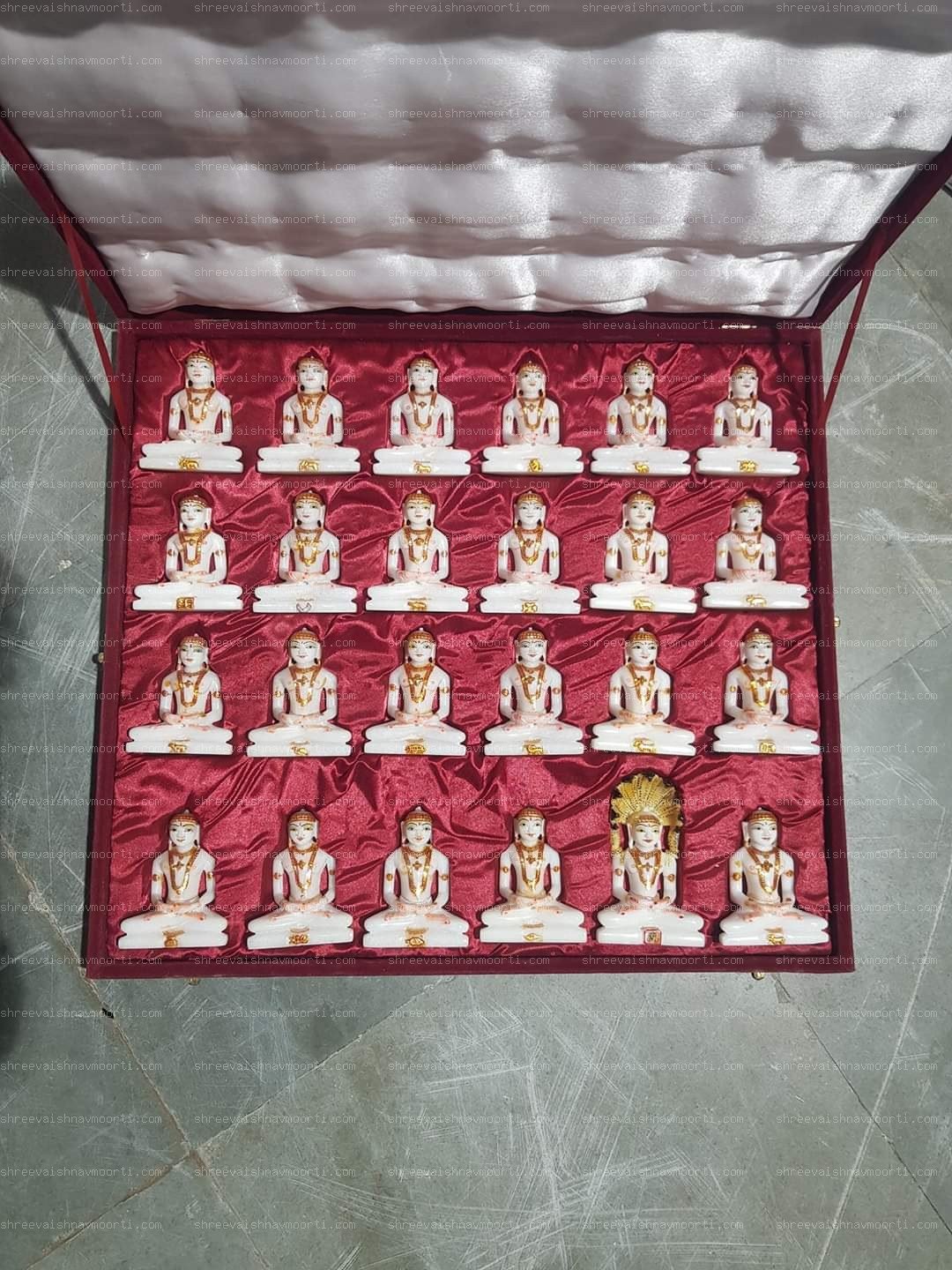 Jain Buddha Marble Moorti